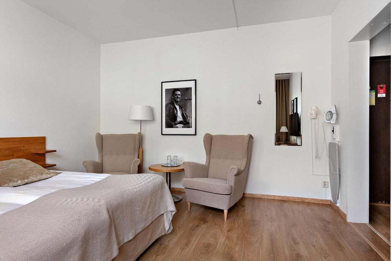 Western Centralhotellet 3*